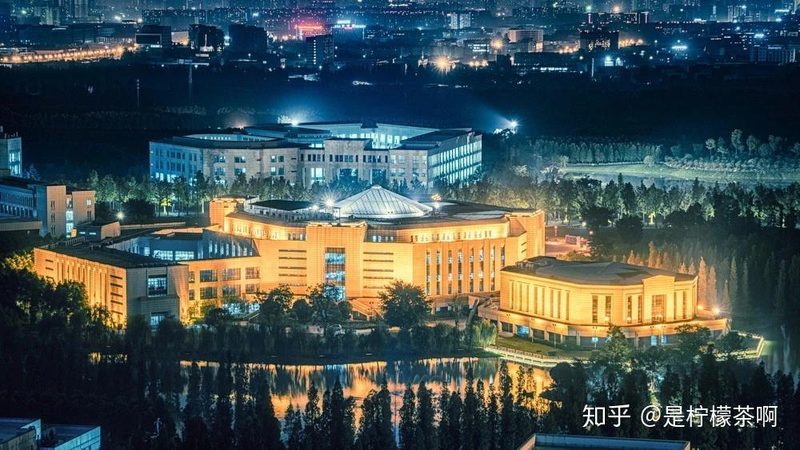 安规电容X2与Y1：能否互换？揭秘其差异与选型要点